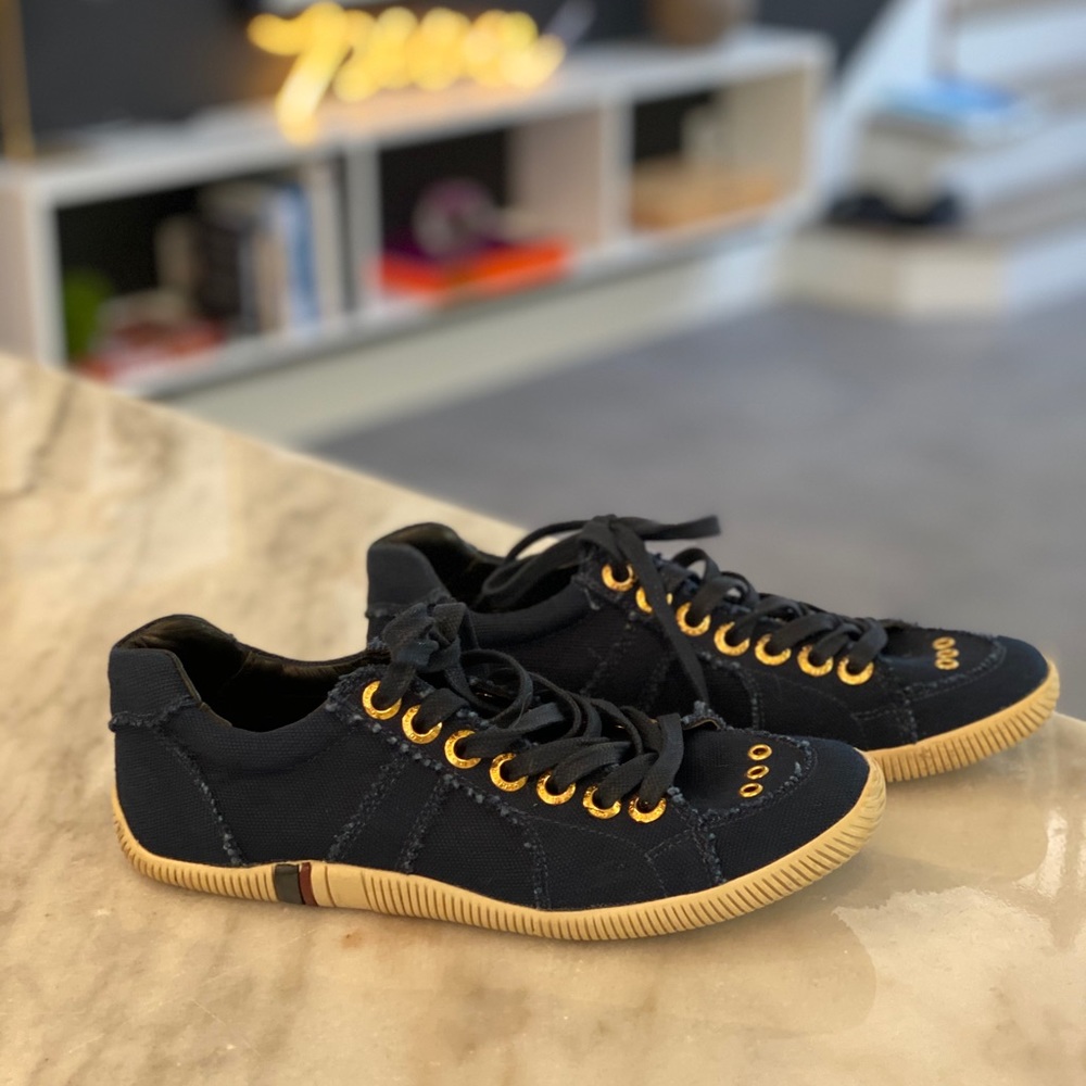 Osklen Low Top Sneakers Canvas Navy Blue